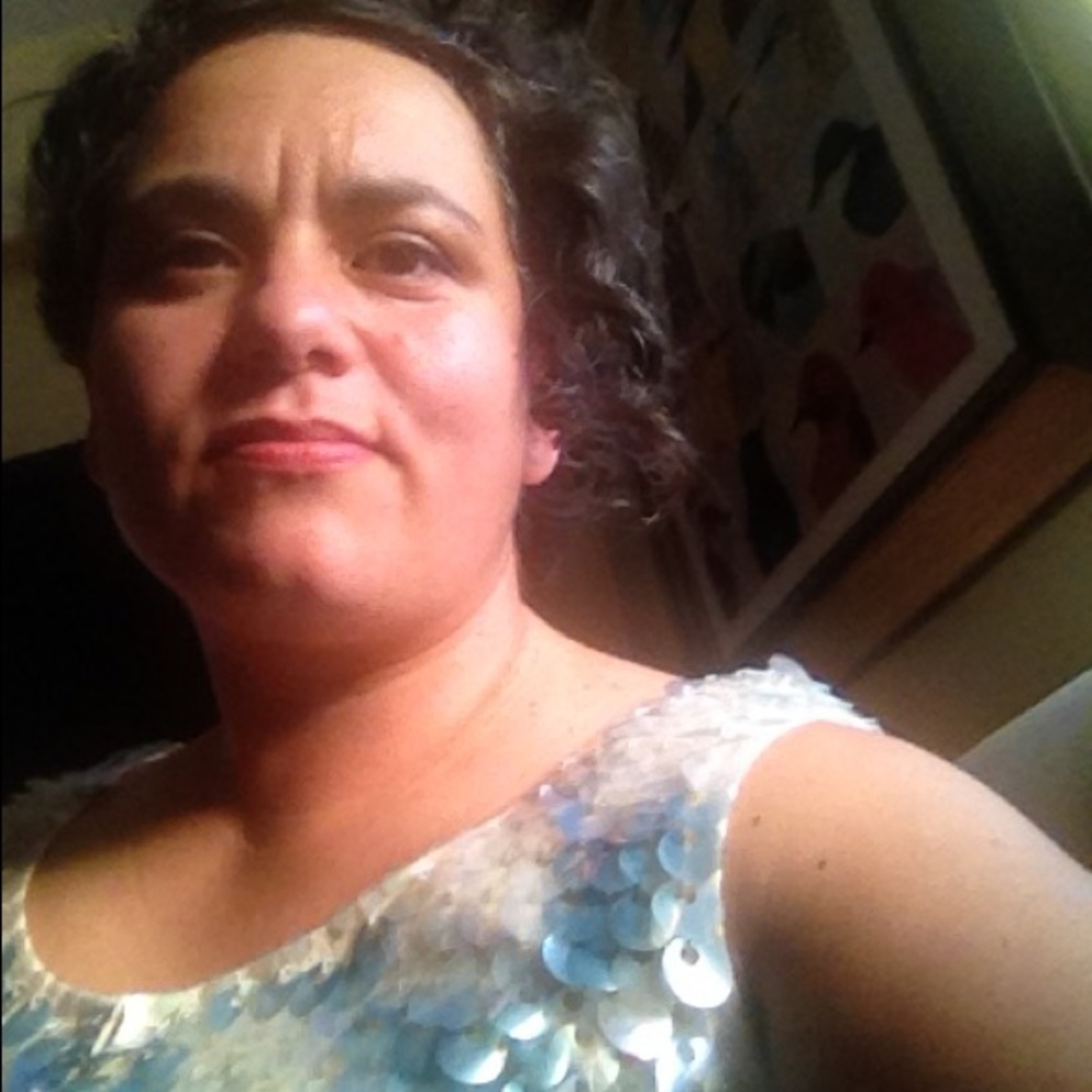 Meet your Posher, Shana